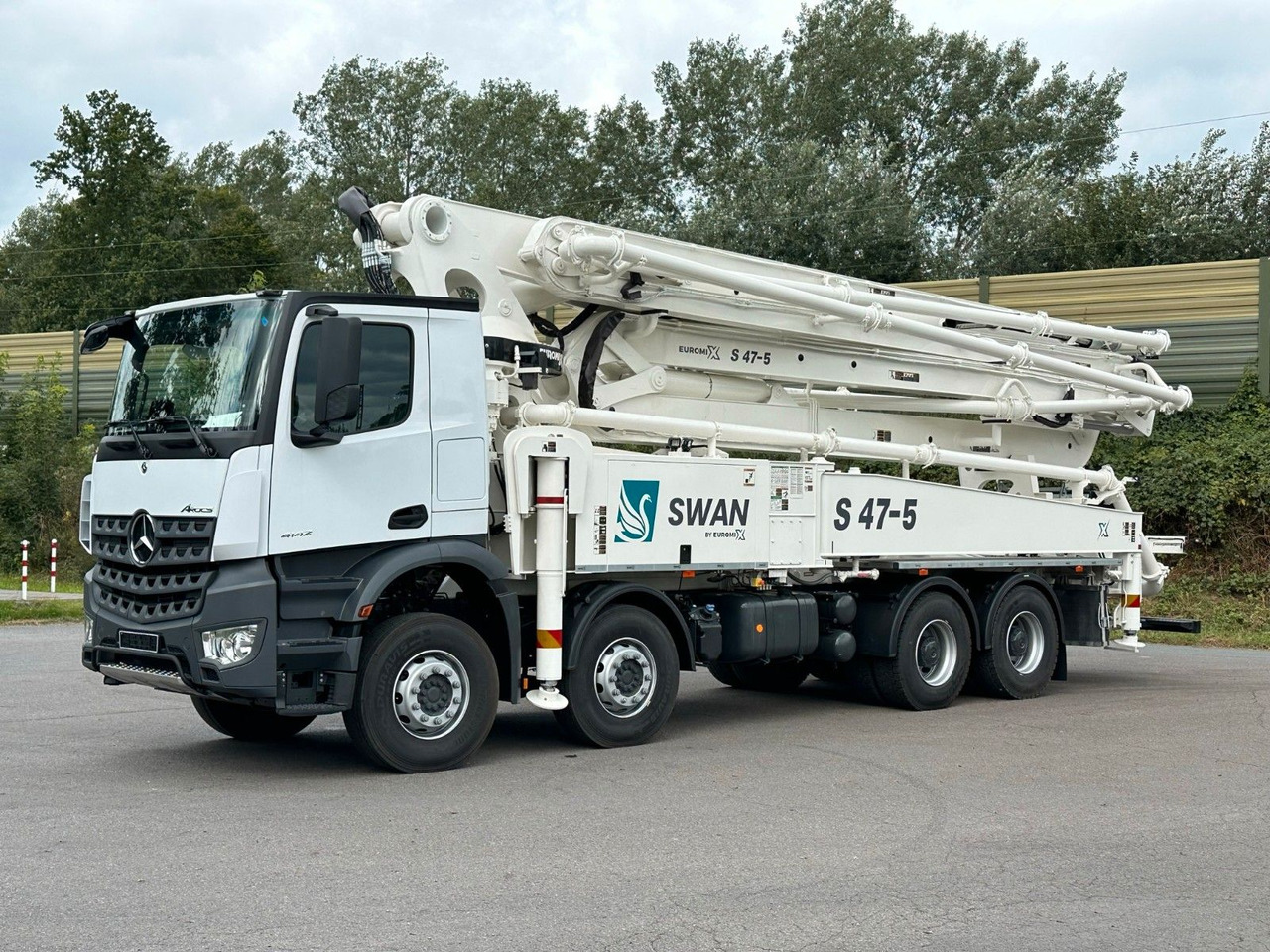 Mercedes-Benz Arocs 5 4142 8x4 SWAN TSP 47-5 160RZ ( 47m ) - Betongbil: bilde 3 Mercedes-Benz Arocs 5 4142 8x4 SWAN TSP 47-5 160RZ ( 47m ) - Betongbil: bilde 3