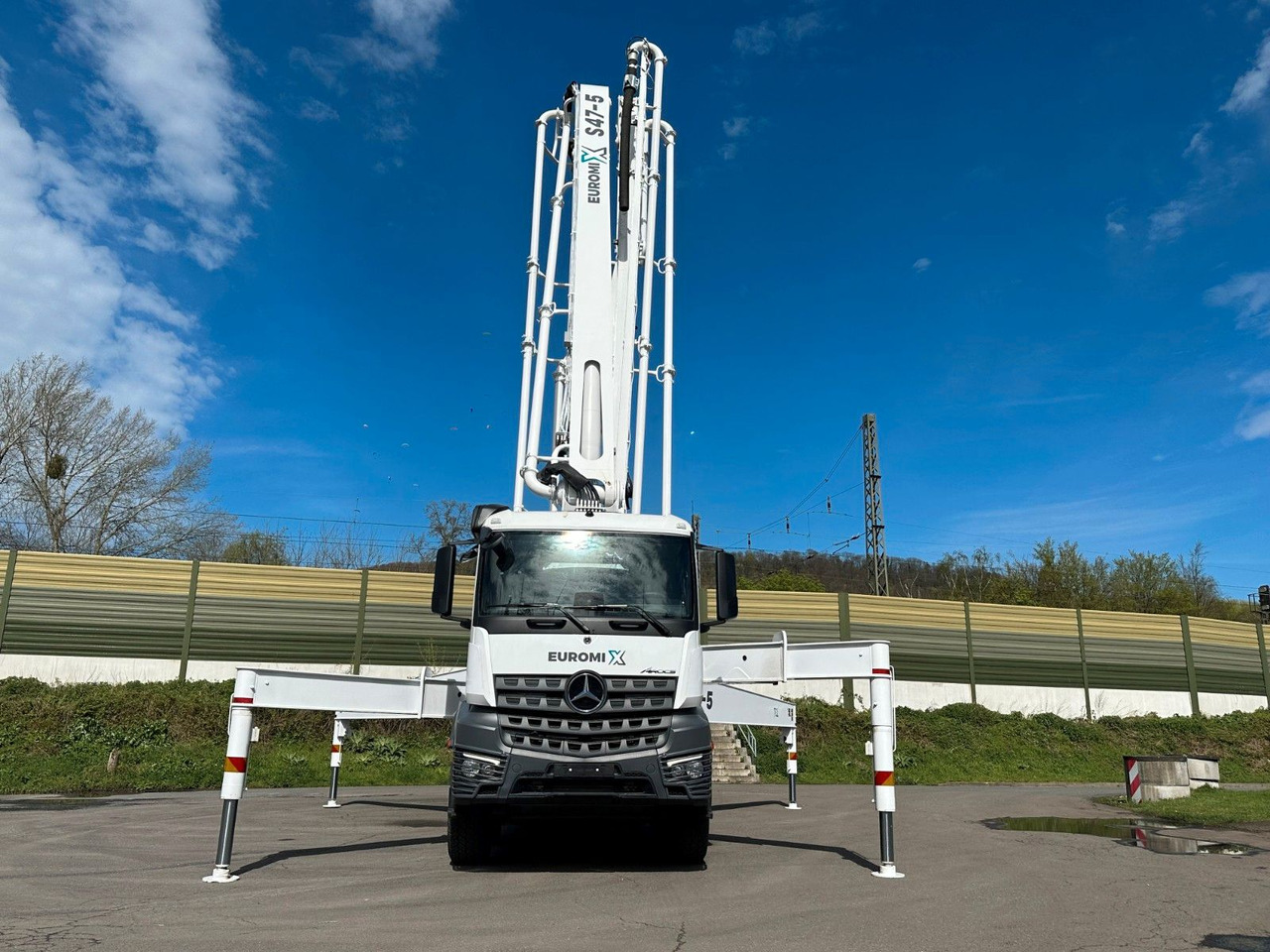 Mercedes-Benz Arocs 5 4542 8x4 SWAN TSP 47-5 160RZ ( 47m ) - Betongpumpe: bilde 3 Mercedes-Benz Arocs 5 4542 8x4 SWAN TSP 47-5 160RZ ( 47m ) - Betongpumpe: bilde 3