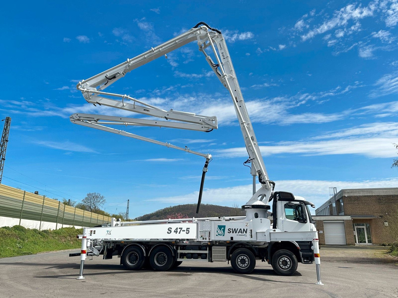 Mercedes-Benz Arocs 5 4542 8x4 SWAN TSP 47-5 160RZ ( 47m ) - Betongpumpe: bilde 2 Mercedes-Benz Arocs 5 4542 8x4 SWAN TSP 47-5 160RZ ( 47m ) - Betongpumpe: bilde 2