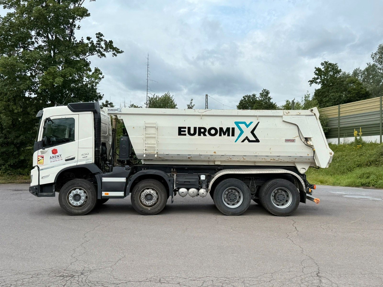 Volvo FMX 430 8X4 EuromixMTP 16m³ Hydraulische Klappe - Tippbil: bilde 3 Volvo FMX 430 8X4 EuromixMTP 16m³ Hydraulische Klappe - Tippbil: bilde 3