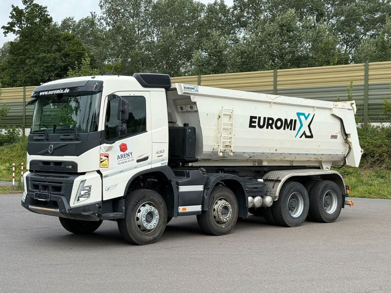 Volvo FMX 430 8X4 EuromixMTP 16m³ Hydraulische Klappe - Tippbil: bilde 1 Volvo FMX 430 8X4 EuromixMTP 16m³ Hydraulische Klappe - Tippbil: bilde 1