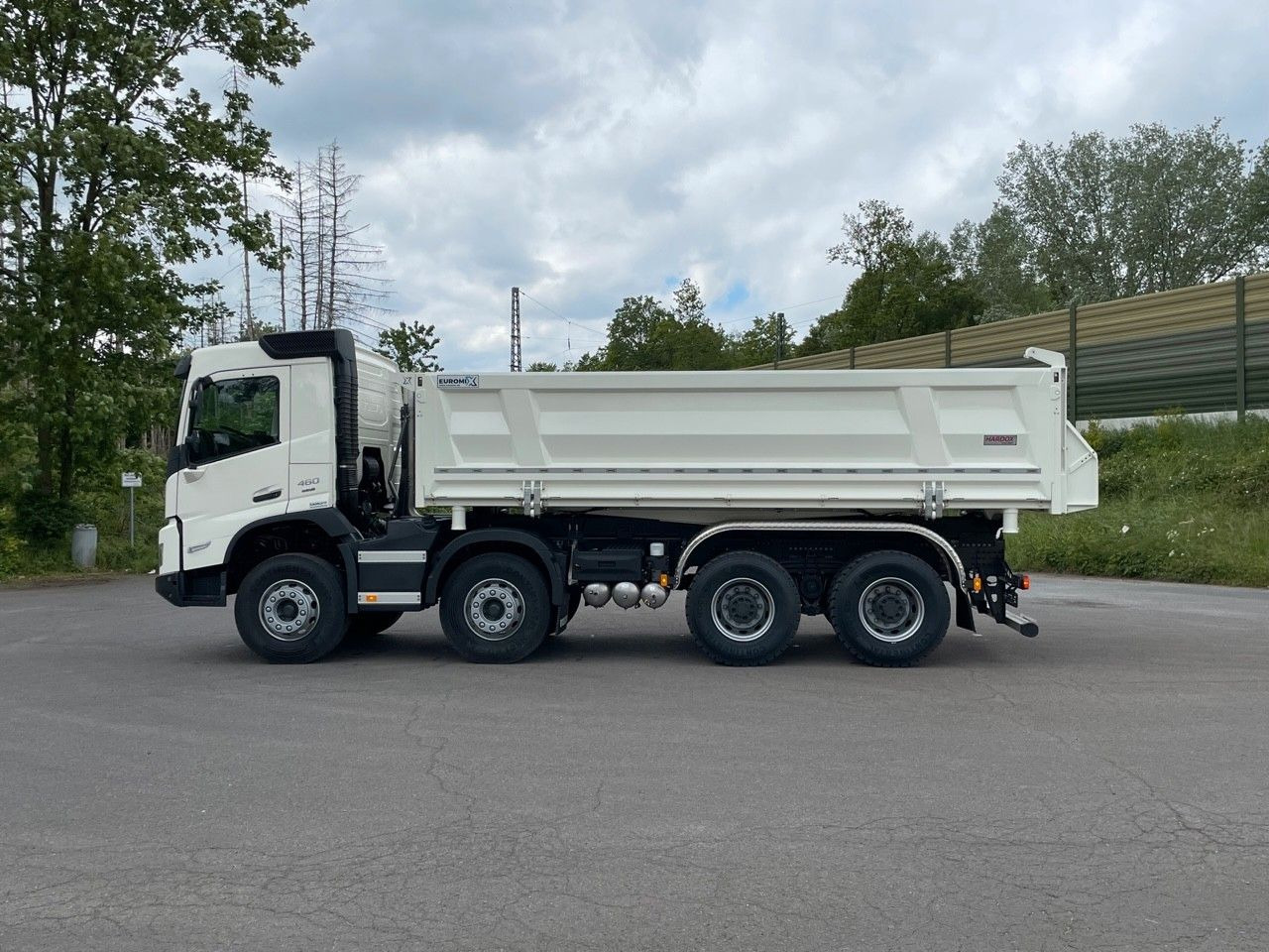 Volvo FMX 460 8x4 / EuromixMTP 3-Seiten-Kipper - Tippbil: bilde 3 Volvo FMX 460 8x4 / EuromixMTP 3-Seiten-Kipper - Tippbil: bilde 3