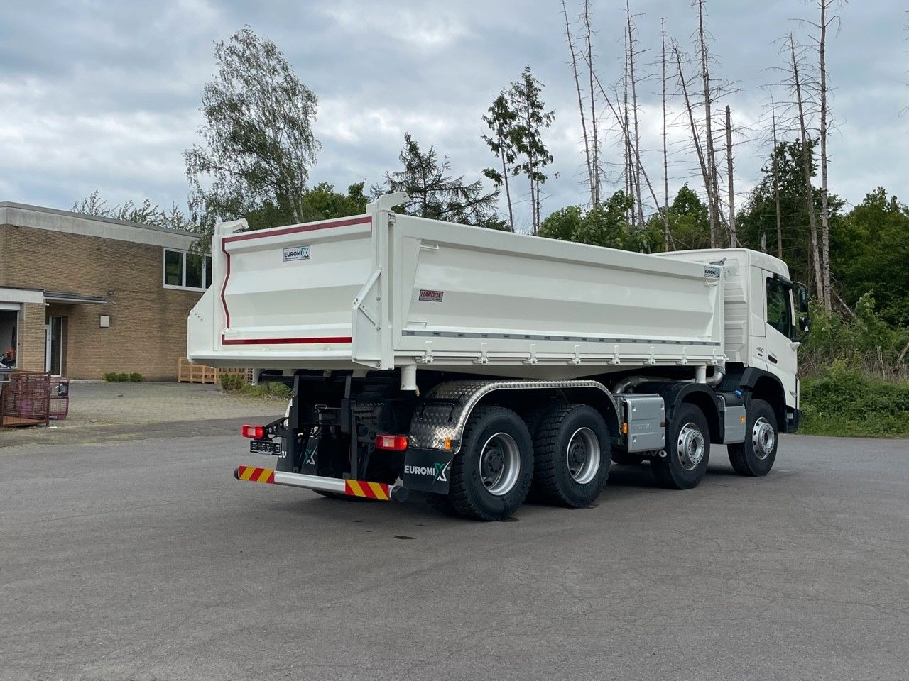 Volvo FMX 460 8x4 / EuromixMTP 3-Seiten-Kipper - Tippbil: bilde 5 Volvo FMX 460 8x4 / EuromixMTP 3-Seiten-Kipper - Tippbil: bilde 5
