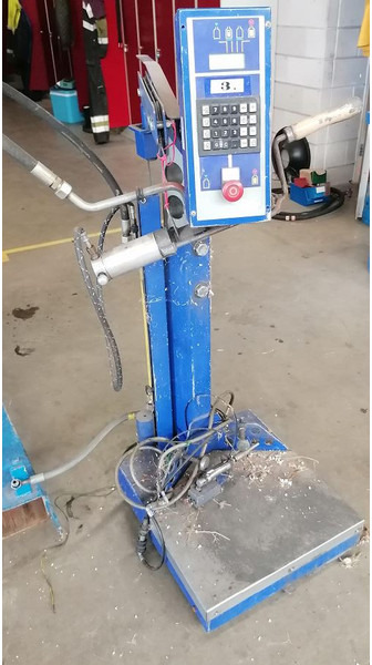 Filling unit Electronic scale gasbottle filling unit with push buttons LPG, GPL - Bygg og anlegg: bilde 1 Filling unit Electronic scale gasbottle filling unit with push buttons LPG, GPL - Bygg og anlegg: bilde 1