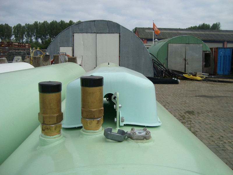 De Visser Propaan/Butaan LPG tank 9100 L gastank Propaan/Butaan LPG tank 9100 L (4,55 ton) Gastank Ø 1250 including tank fittings ID 11.10 L: 7790mm, 1350kg option of heating spiral - Drivstofftank for Lastebil: bilde 3 De Visser Propaan/Butaan LPG tank 9100 L gastank Propaan/Butaan LPG tank 9100 L (4,55 ton) Gastank Ø 1250 including tank fittings ID 11.10 L: 7790mm, 1350kg option of heating spiral - Drivstofftank for Lastebil: bilde 3