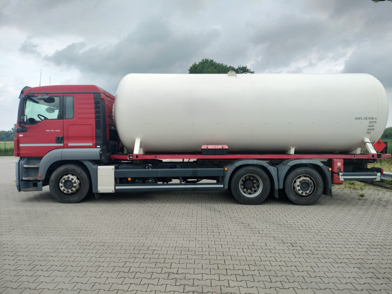 MAN TGS 26.400 6x2-4 LL 26900 Liter Gas tank truck ID 2.168 Rootselaar, flowmeter, pump - Tankbil: bilde 4 MAN TGS 26.400 6x2-4 LL 26900 Liter Gas tank truck ID 2.168 Rootselaar, flowmeter, pump - Tankbil: bilde 4