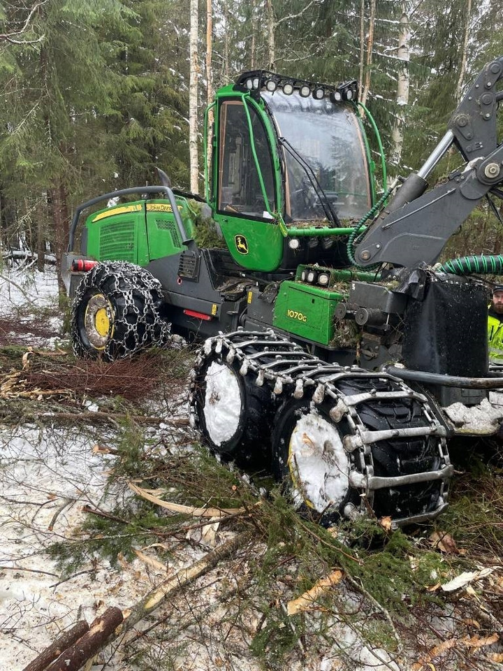 John Deere 1070 G  - Hogstmaskin: bilde 3 John Deere 1070 G  - Hogstmaskin: bilde 3