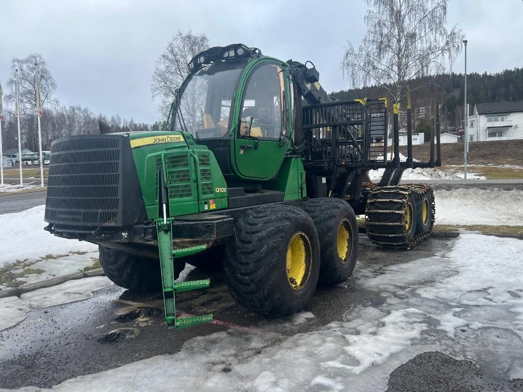 John Deere 1210 E  - Lassbærer: bilde 1 John Deere 1210 E  - Lassbærer: bilde 1