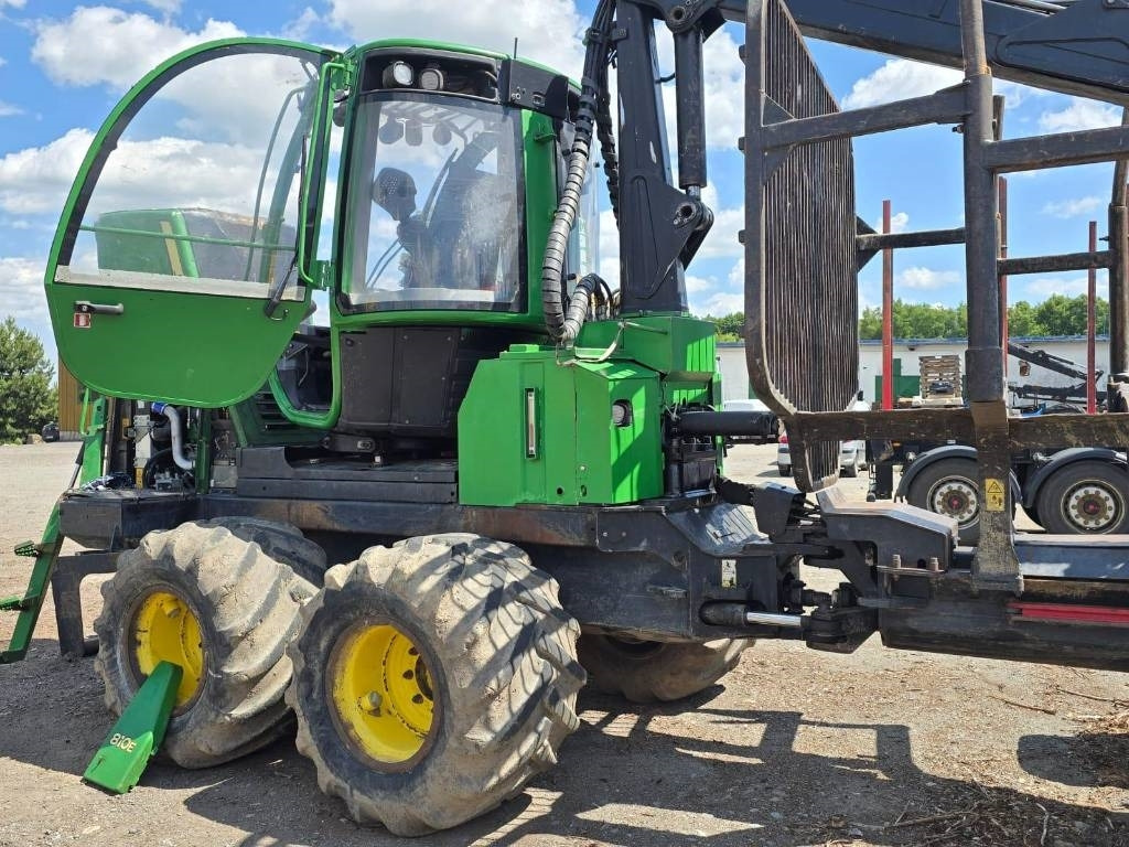 John Deere 810 E  - Lassbærer: bilde 4 John Deere 810 E  - Lassbærer: bilde 4