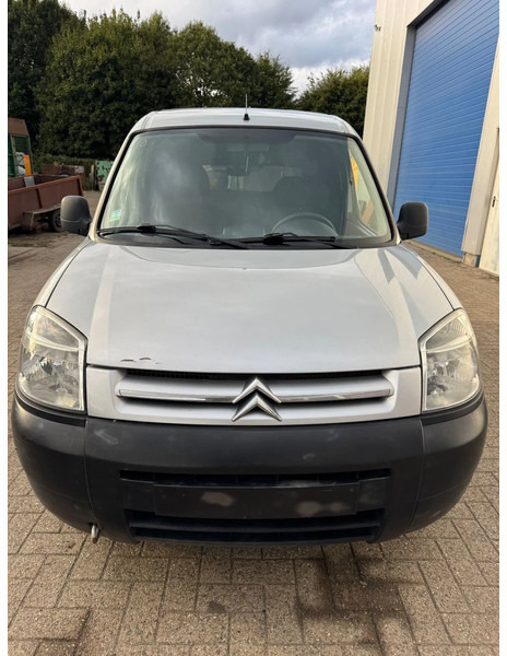 Citroën Berlingo **AIRCO-EURO4** - Små varebil: bilde 2 Citroën Berlingo **AIRCO-EURO4** - Små varebil: bilde 2