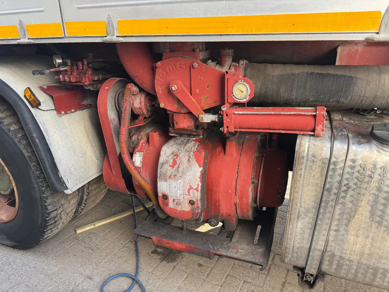 Iveco Turbostar 190.30 **6X2-FULL STEEL-VACUUMTRUCK-VIDANGEUR** - Vakuum lastebil: bilde 5 Iveco Turbostar 190.30 **6X2-FULL STEEL-VACUUMTRUCK-VIDANGEUR** - Vakuum lastebil: bilde 5