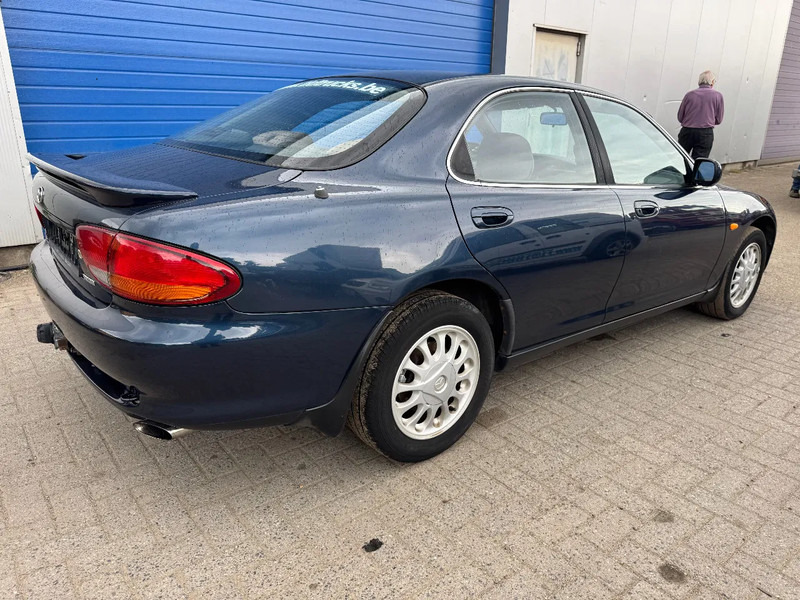 Mazda Xedos **XEDOS 6-2.0 V6-AC** - Personenbil: bilde 4 Mazda Xedos **XEDOS 6-2.0 V6-AC** - Personenbil: bilde 4