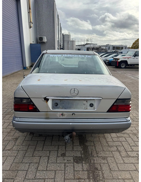 Mercedes-Benz 200-serie **W124-BELGIAN CAR** - Sedan: bilde 5 Mercedes-Benz 200-serie **W124-BELGIAN CAR** - Sedan: bilde 5