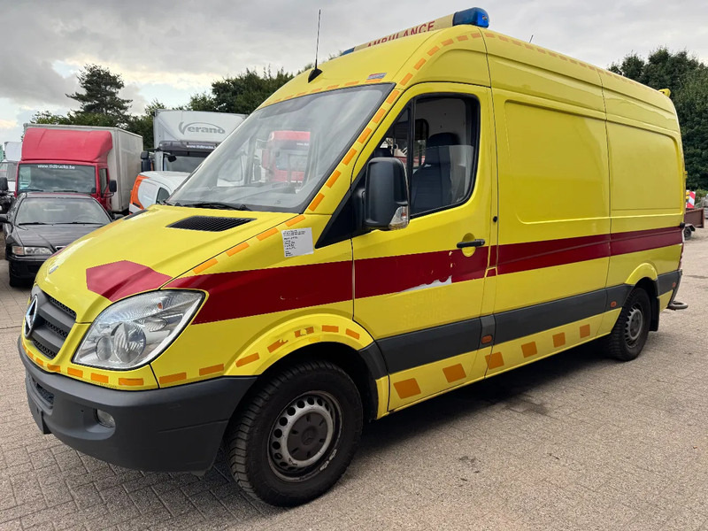 Mercedes-Benz Sprinter 316 **AMBULANCE-EURO 5-AIRCO** - Ambulanse: bilde 1 Mercedes-Benz Sprinter 316 **AMBULANCE-EURO 5-AIRCO** - Ambulanse: bilde 1
