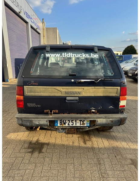 Nissan Terrano **4X4-DIESEL-LONG CHASSIS** - Personenbil: bilde 5 Nissan Terrano **4X4-DIESEL-LONG CHASSIS** - Personenbil: bilde 5