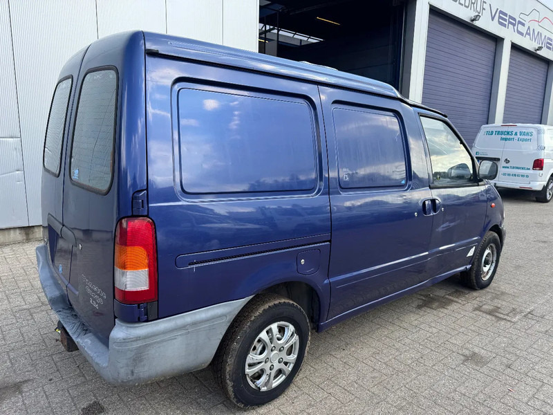 Nissan Vanette CARGO **2,3DIESEL-CAMIONETTE FRANCAIS** - Kassebil: bilde 4 Nissan Vanette CARGO **2,3DIESEL-CAMIONETTE FRANCAIS** - Kassebil: bilde 4
