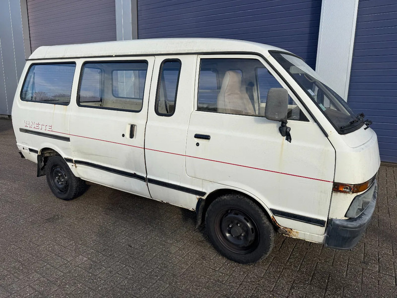 Nissan Vanette **DIESEL-FRANCH ORIGINE** - Små varebil: bilde 3 Nissan Vanette **DIESEL-FRANCH ORIGINE** - Små varebil: bilde 3