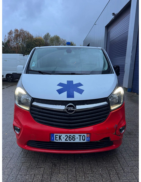 Opel Vivaro **AMBULANCE-RETTUNGSWAGEN** - Ambulanse: bilde 3 Opel Vivaro **AMBULANCE-RETTUNGSWAGEN** - Ambulanse: bilde 3
