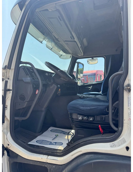 Trekkvogn Volvo FM 300 **EURO 3-BELGIAN TRUCK-I SHIFT-PTO**: bilde 14