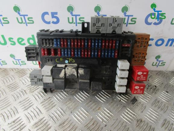 DAF CF 75/85 FUSEBOARD PART NO 1373830/518685003/01 - Elektrisk system for Lastebil: bilde 1 DAF CF 75/85 FUSEBOARD PART NO 1373830/518685003/01 - Elektrisk system for Lastebil: bilde 1