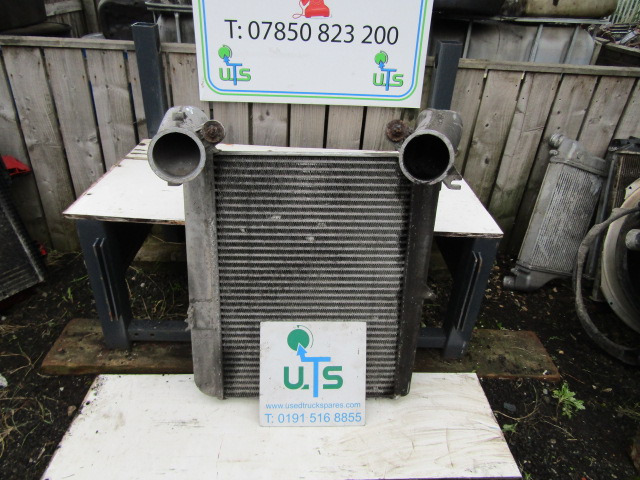 DAF CF 75 INTERCOOLER P/NO 1371318 - Radiator for Lastebil: bilde 1 DAF CF 75 INTERCOOLER P/NO 1371318 - Radiator for Lastebil: bilde 1