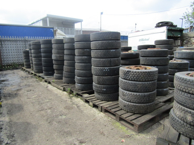 ISUZU N75 215/75/17.5 WHEELS AND TYRES 100 AVAILABLE FROM £50-100 - Dekk for Lastebil: bilde 1 ISUZU N75 215/75/17.5 WHEELS AND TYRES 100 AVAILABLE FROM £50-100 - Dekk for Lastebil: bilde 1