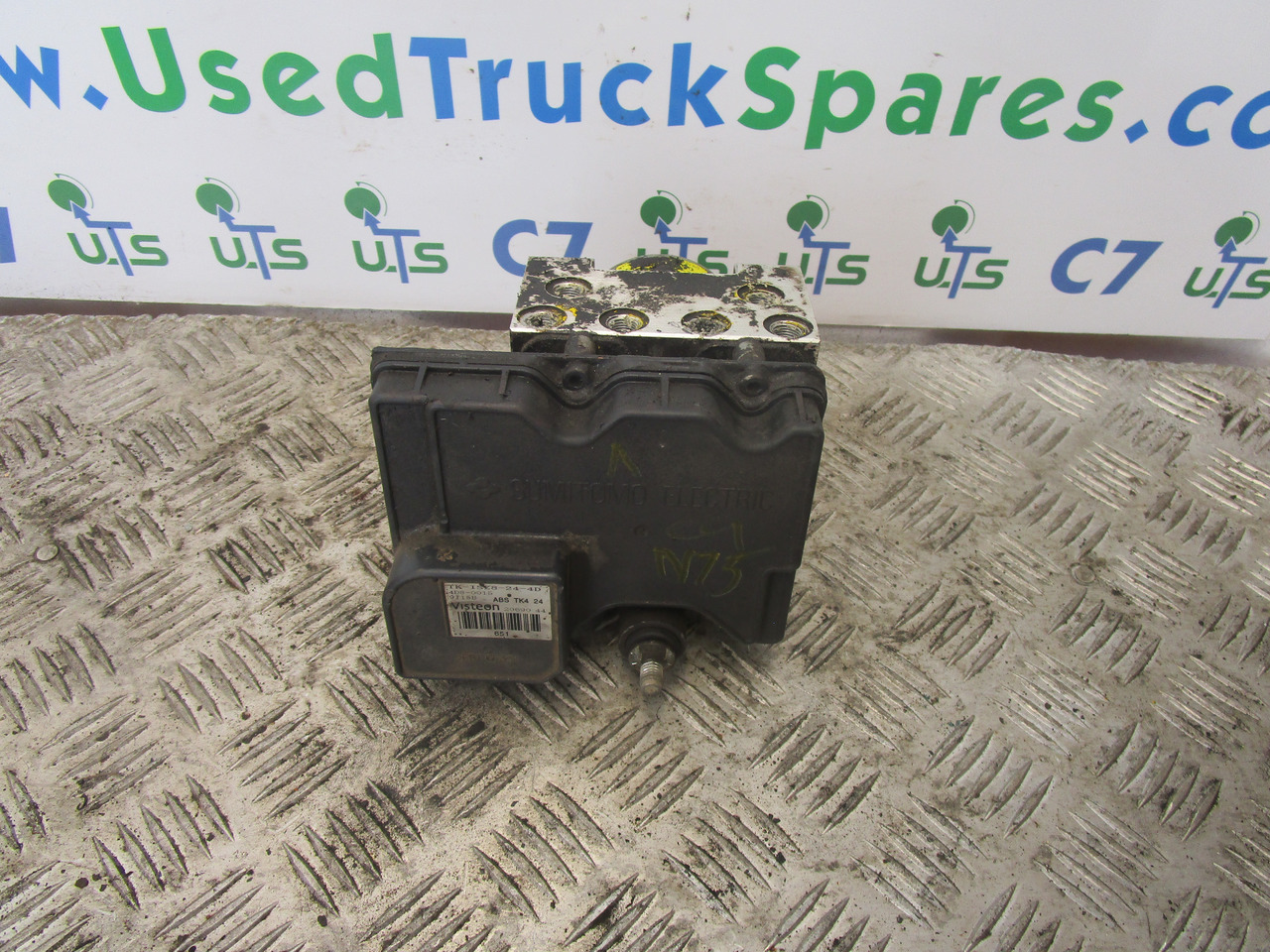 ISUZU N75 ABS MODULE P/NO 2069044 - Bremsedeler for Lastebil: bilde 1 ISUZU N75 ABS MODULE P/NO 2069044 - Bremsedeler for Lastebil: bilde 1
