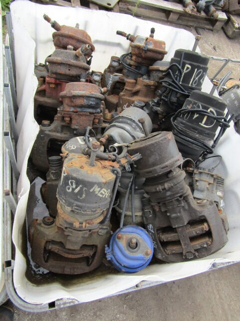 MERCEDES 1823 ATEGO BRAKE CALIPERS (FRONT & REAR) - Bremsedeler for Lastebil: bilde 1 MERCEDES 1823 ATEGO BRAKE CALIPERS (FRONT & REAR) - Bremsedeler for Lastebil: bilde 1