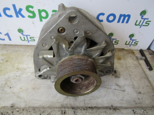 MERCEDES ATEGO 815/1823 ALTERNATOR BOSCH P/NO 0986040260 - Elektrisk system for Lastebil: bilde 1 MERCEDES ATEGO 815/1823 ALTERNATOR BOSCH P/NO 0986040260 - Elektrisk system for Lastebil: bilde 1