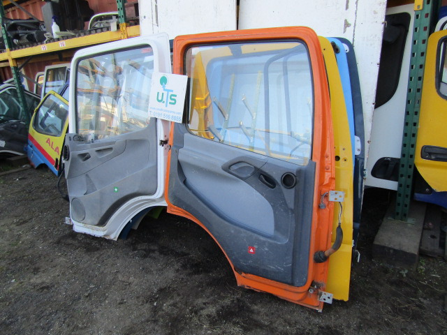 MERCEDES ATEGO/AXOR COMPLETE DOORS - Førerhus og interiør for Lastebil: bilde 2 MERCEDES ATEGO/AXOR COMPLETE DOORS - Førerhus og interiør for Lastebil: bilde 2