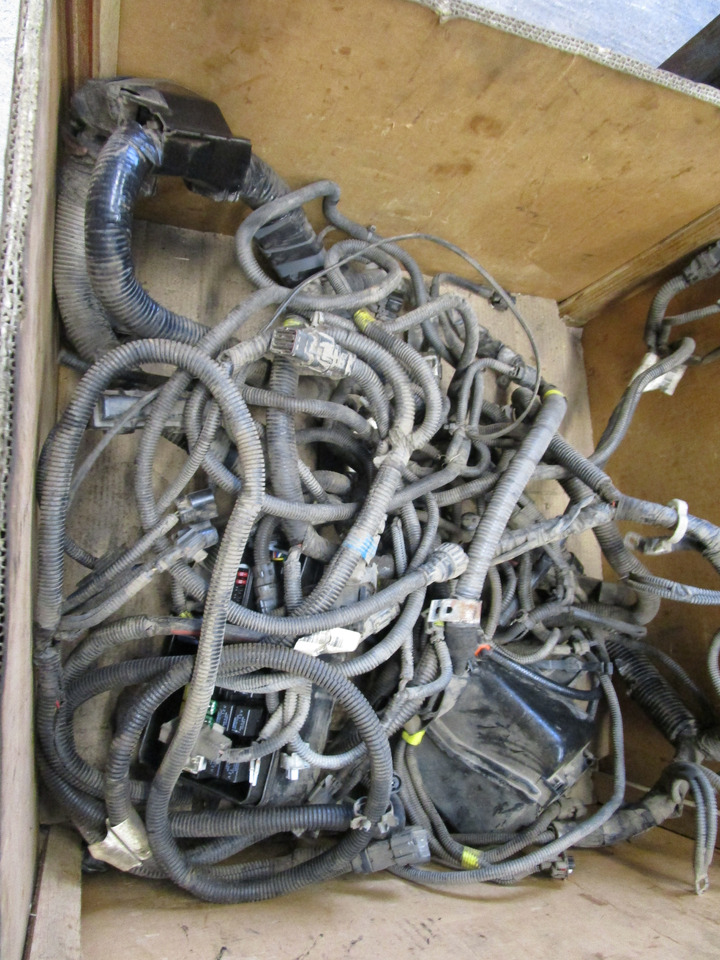 MITSUBISHI FUSO 4P10 COMPLETE WIRING HARNESS - Elektrisk system for Lastebil: bilde 1 MITSUBISHI FUSO 4P10 COMPLETE WIRING HARNESS - Elektrisk system for Lastebil: bilde 1