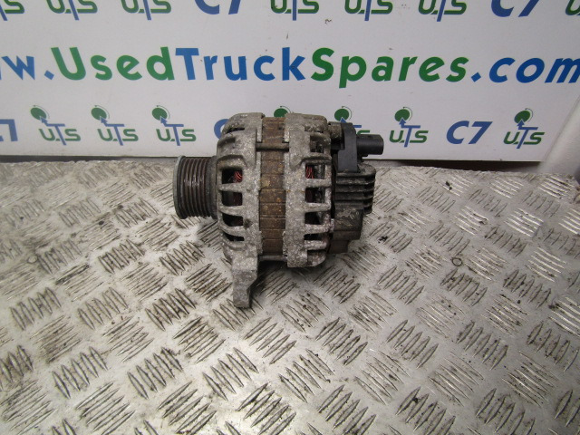 MITSUBISHI FUSO 75C BOSCH ALTERNATOR P/NO MK667724 - Elektrisk system for Lastebil: bilde 1 MITSUBISHI FUSO 75C BOSCH ALTERNATOR P/NO MK667724 - Elektrisk system for Lastebil: bilde 1