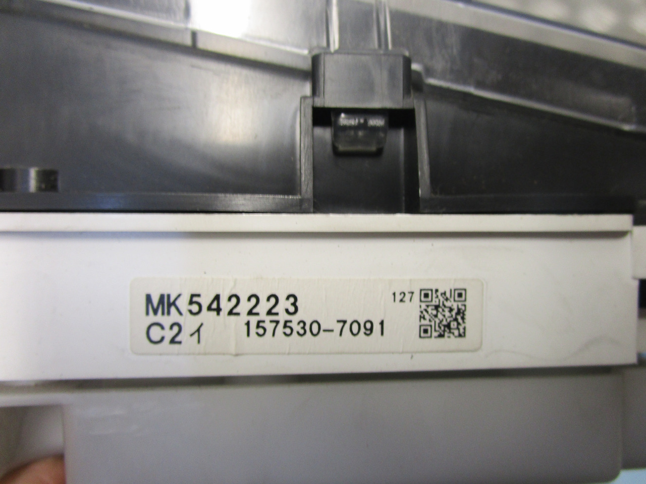 MITSUBISHI FUSO CLOCK CLUSTER P/NO MK542223 - Elektrisk system for Lastebil: bilde 2 MITSUBISHI FUSO CLOCK CLUSTER P/NO MK542223 - Elektrisk system for Lastebil: bilde 2