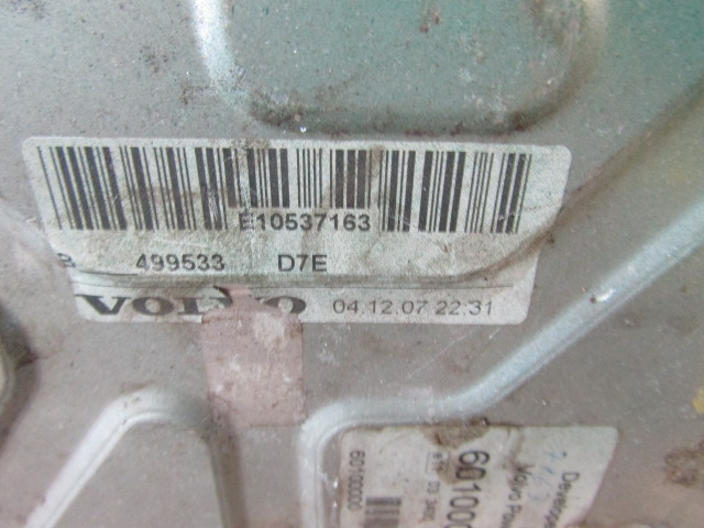 VOLVO D7E ENGINE ECU P/NO 60100000 P06 VOLVO P/NO 499553 - Styreenhet for Lastebil: bilde 3 VOLVO D7E ENGINE ECU P/NO 60100000 P06 VOLVO P/NO 499553 - Styreenhet for Lastebil: bilde 3