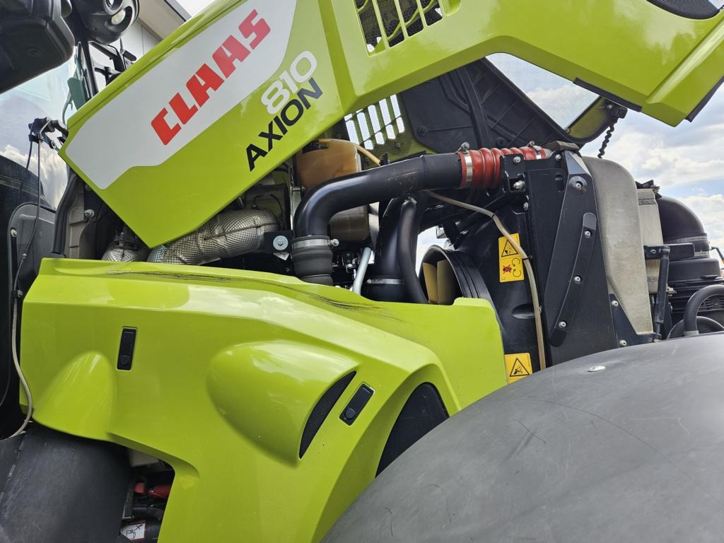 CLAAS AXION 810 CMATIC - Traktor: bilde 2 CLAAS AXION 810 CMATIC - Traktor: bilde 2