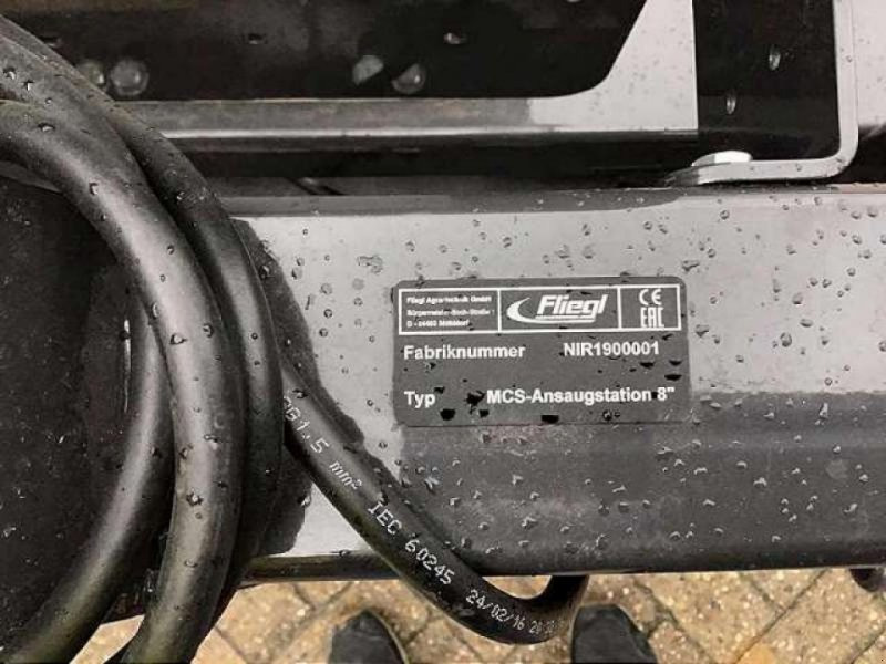 Fliegl NIR STATION 8 - Gjødselutstyr: bilde 2 Fliegl NIR STATION 8 - Gjødselutstyr: bilde 2