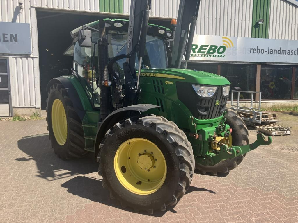 John Deere 6125R - Traktor: bilde 1 John Deere 6125R - Traktor: bilde 1