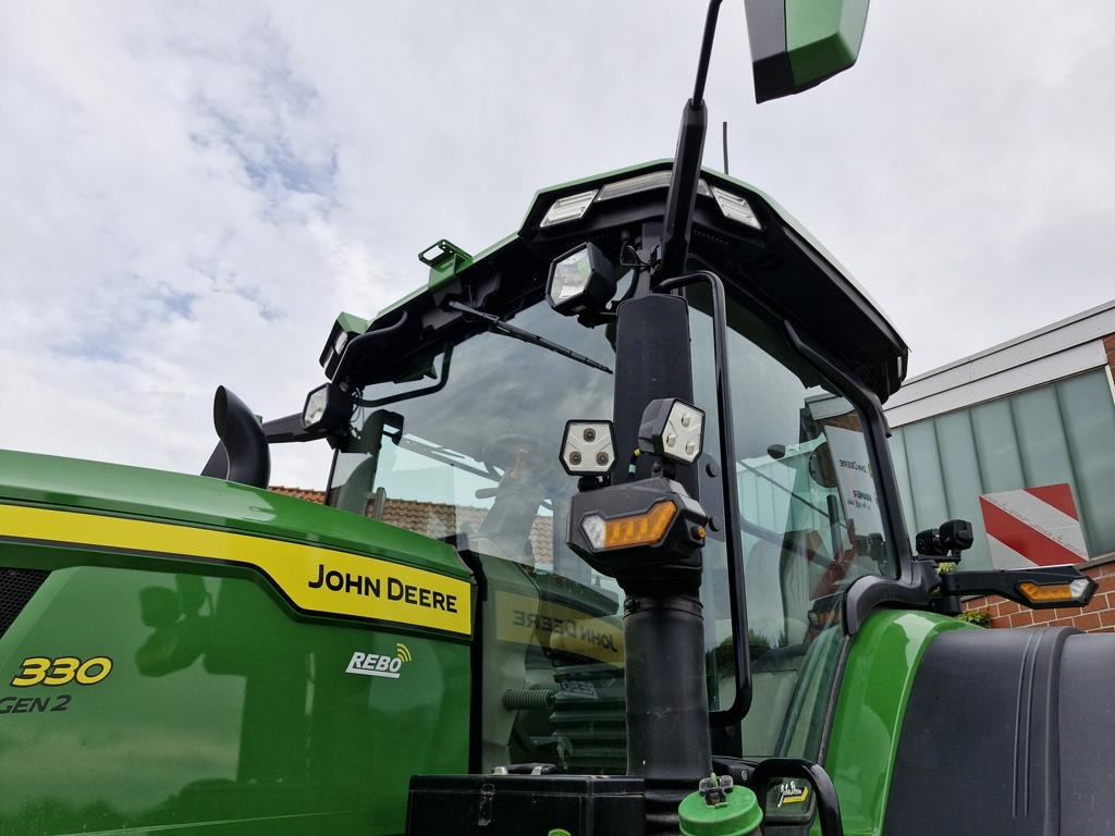 John Deere TRAKTOR 7R330 - Traktor: bilde 4 John Deere TRAKTOR 7R330 - Traktor: bilde 4
