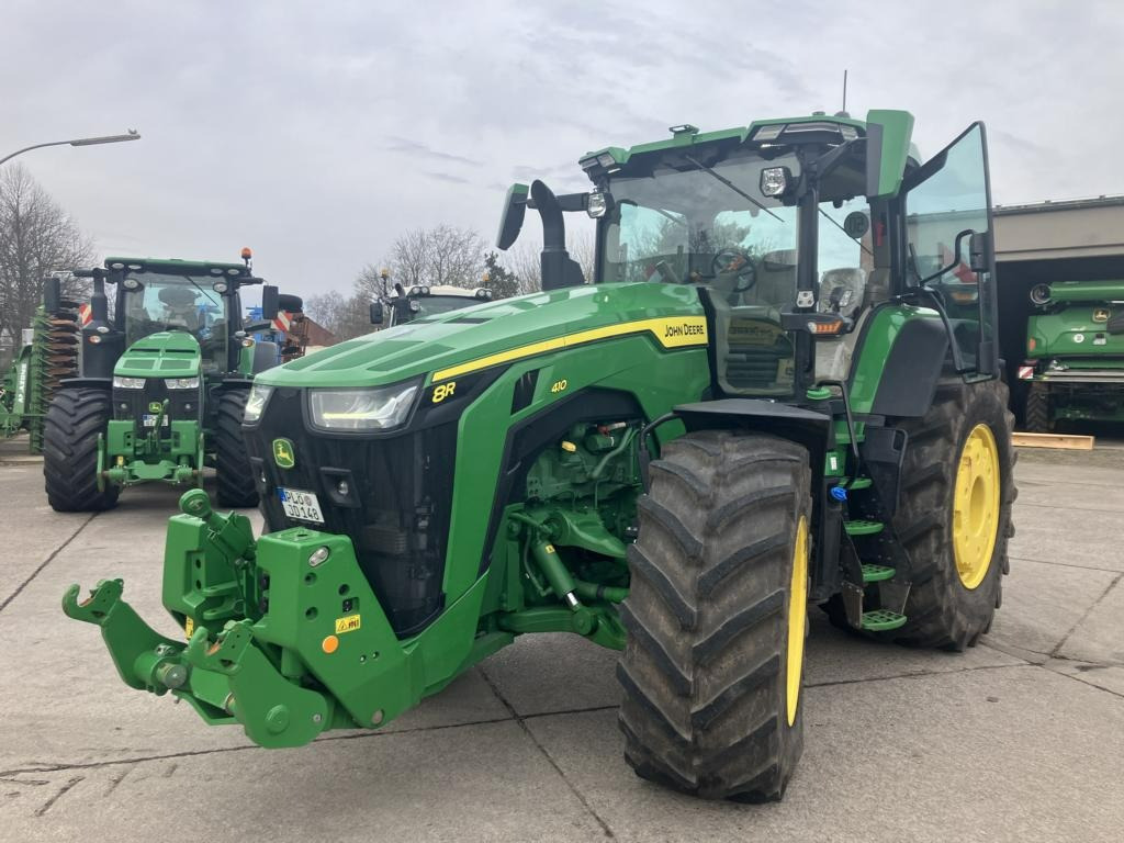 John Deere TRAKTOR 8R410 - Traktor: bilde 1 John Deere TRAKTOR 8R410 - Traktor: bilde 1