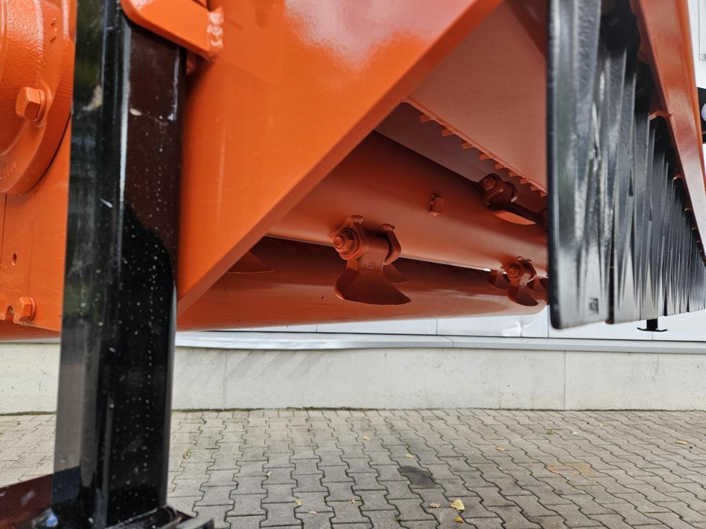 Perfect KM 270 - Beitepusser: bilde 2 Perfect KM 270 - Beitepusser: bilde 2