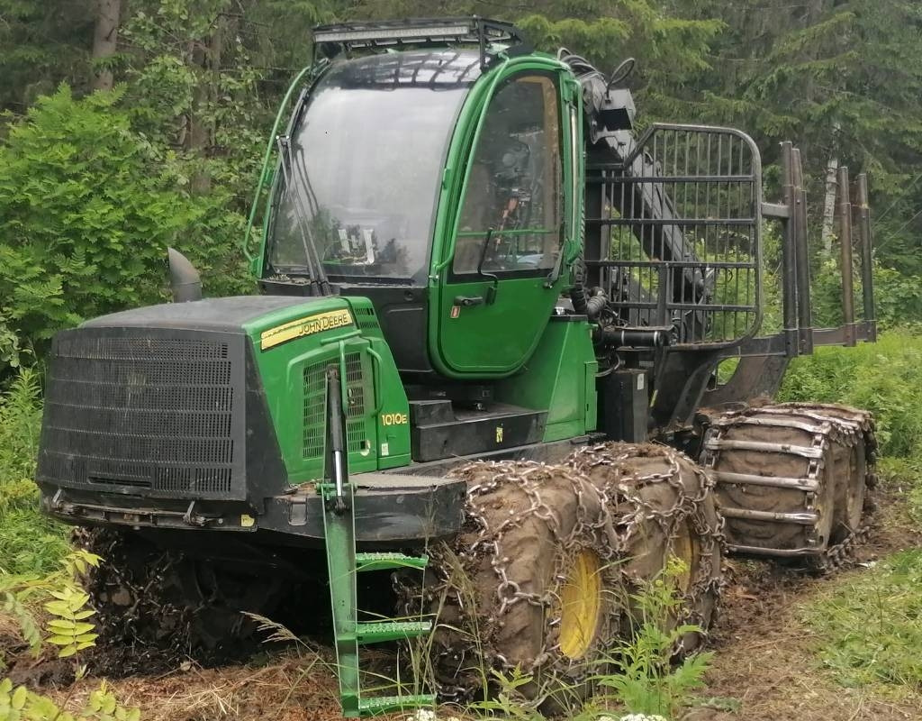 John Deere 1010 E - Lassbærer: bilde 1 John Deere 1010 E - Lassbærer: bilde 1