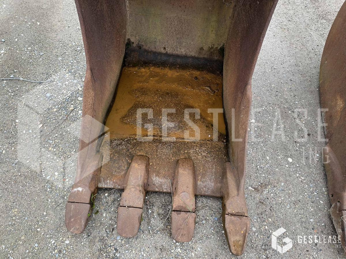 GODET LIEBHERR SW48 740 MM - Gravemaskinskuffe for Bygg og anlegg: bilde 3 GODET LIEBHERR SW48 740 MM - Gravemaskinskuffe for Bygg og anlegg: bilde 3