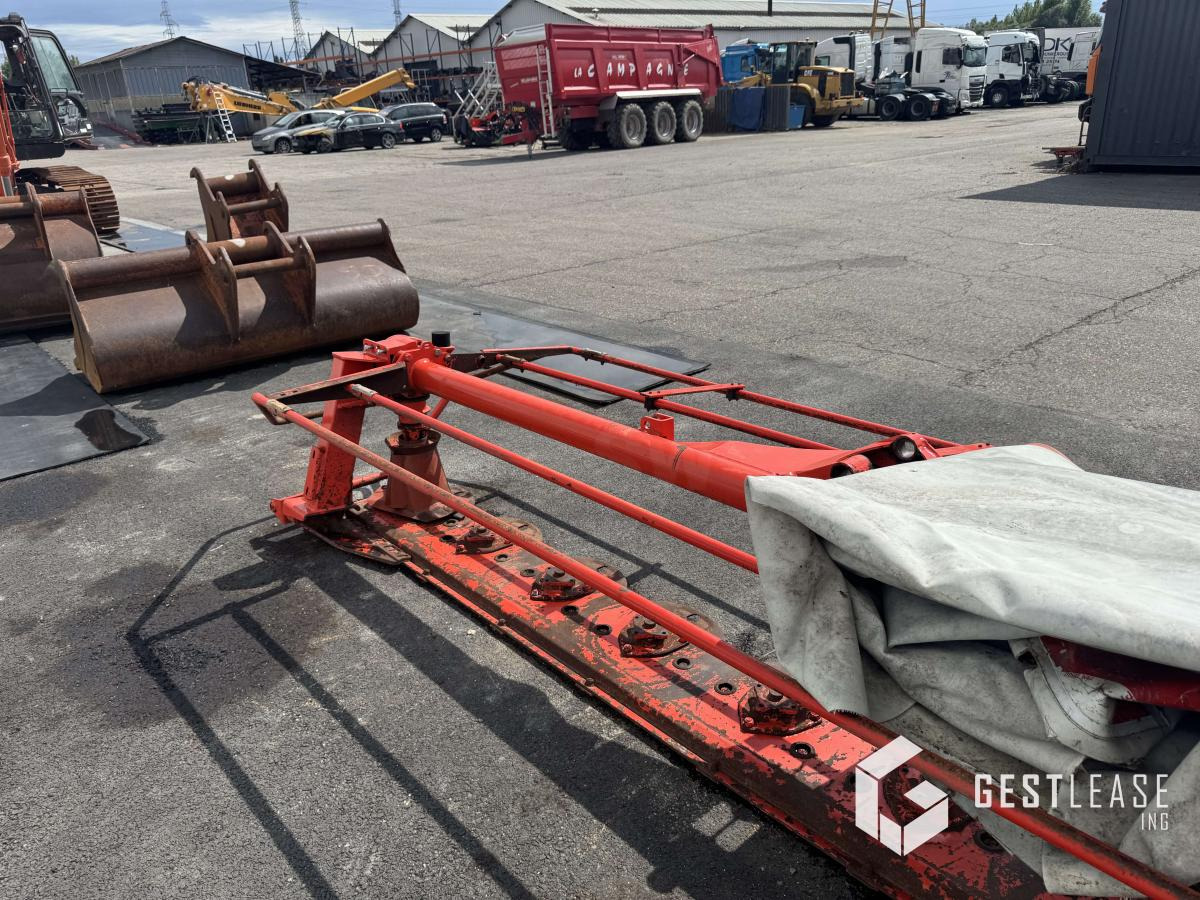 Kuhn GMD 4010 FF - Slåmaskin: bilde 4 Kuhn GMD 4010 FF - Slåmaskin: bilde 4