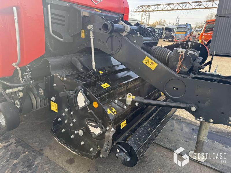 Kuhn SB1270 X OC OMNICUT - Firkantpresse: bilde 5 Kuhn SB1270 X OC OMNICUT - Firkantpresse: bilde 5