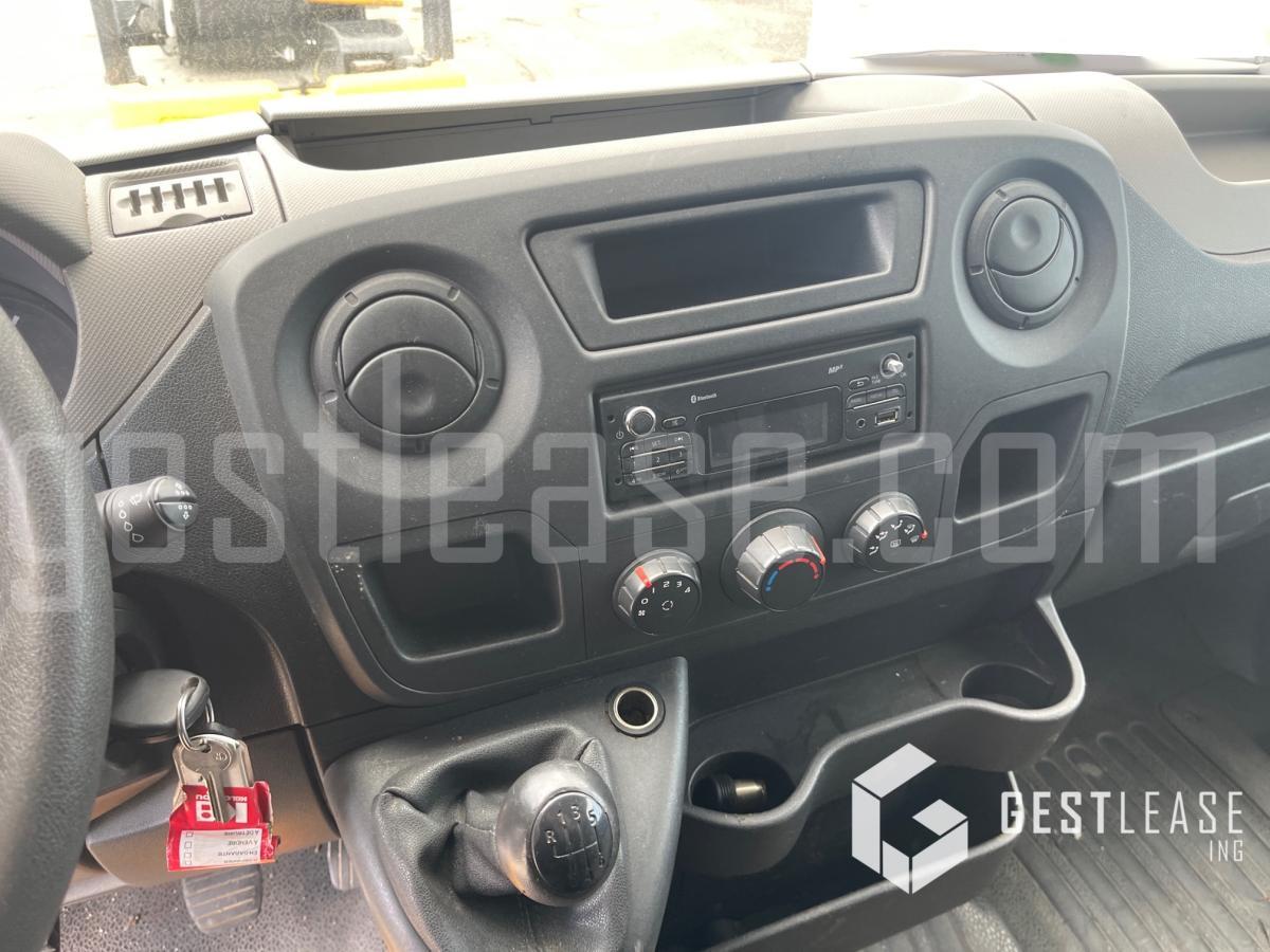 Billift Renault MASTER 3 2.3 DCI 125 avec nacelle KLUBB: bilde 11