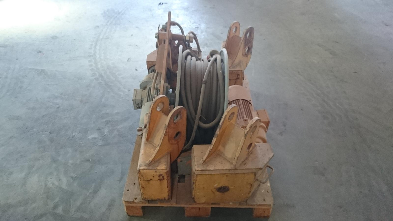 Liebherr Schienenfahrewerk Schienenfahrwerk für 34K, 35K - Anleggsmaskiner: bilde 4 Liebherr Schienenfahrewerk Schienenfahrwerk für 34K, 35K - Anleggsmaskiner: bilde 4