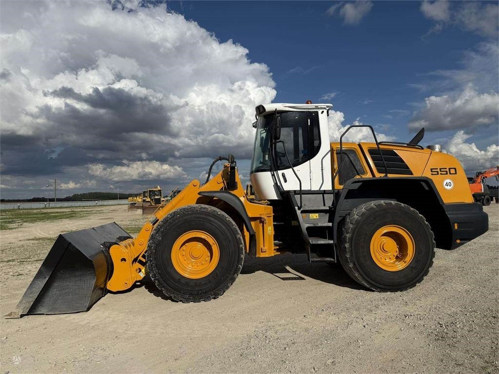 Liebherr L 550 , quick coupler - Hjullaster: bilde 4 Liebherr L 550 , quick coupler - Hjullaster: bilde 4