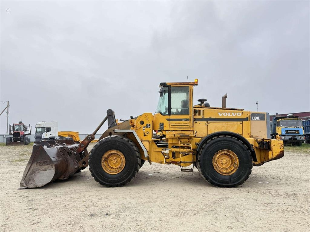 Volvo L180C quick coupler - Hjullaster: bilde 2 Volvo L180C quick coupler - Hjullaster: bilde 2