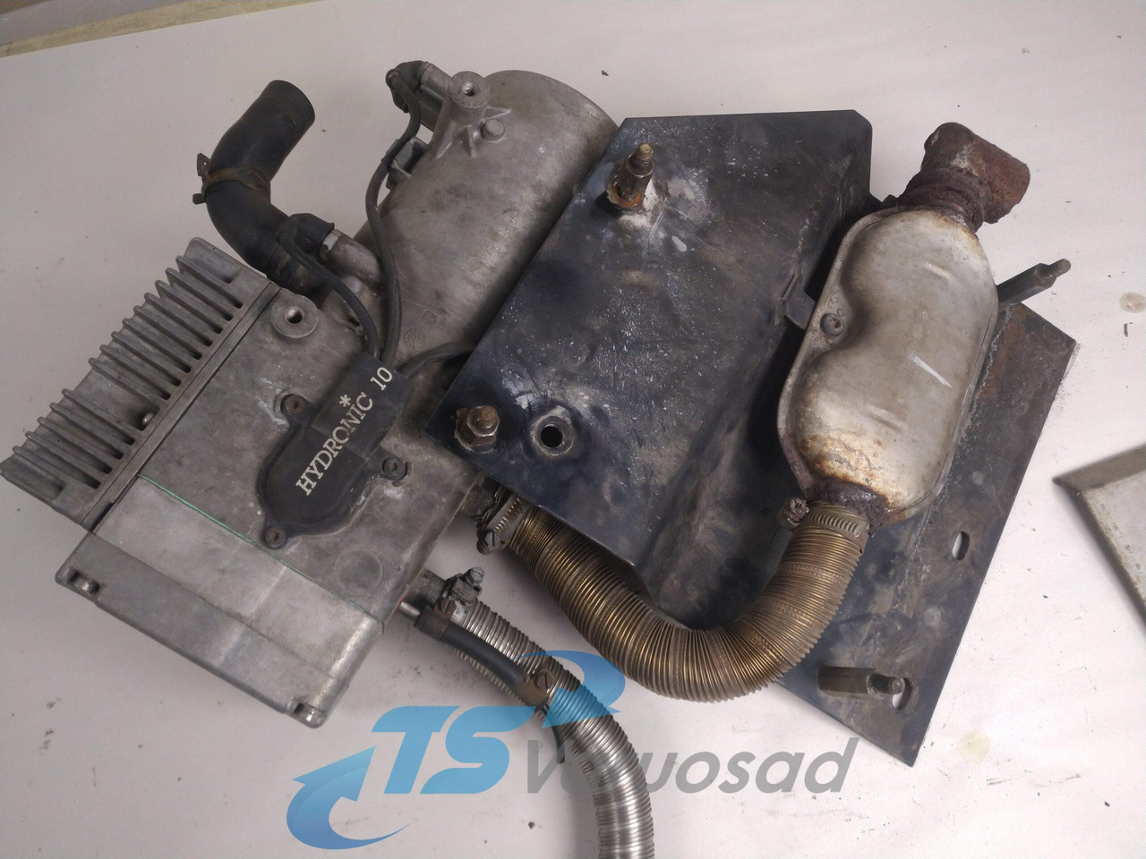 DAF Auxiliary heater HYDRONIC M D10W - Varme/ Ventilasjon for Lastebil: bilde 1 DAF Auxiliary heater HYDRONIC M D10W - Varme/ Ventilasjon for Lastebil: bilde 1