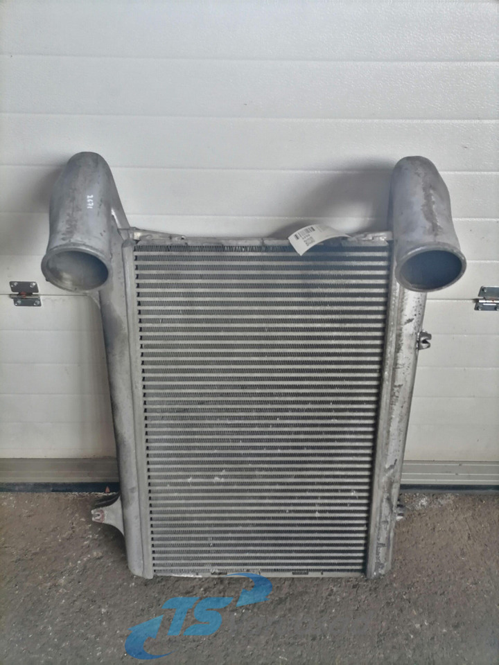 DAF Intercooler radiator 1691394 - Intercooler for Lastebil: bilde 2 DAF Intercooler radiator 1691394 - Intercooler for Lastebil: bilde 2
